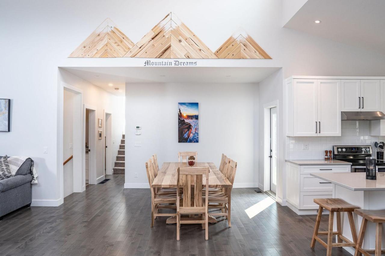 Mountain Dreams - Revelstoke Home Near Rmr Εξωτερικό φωτογραφία