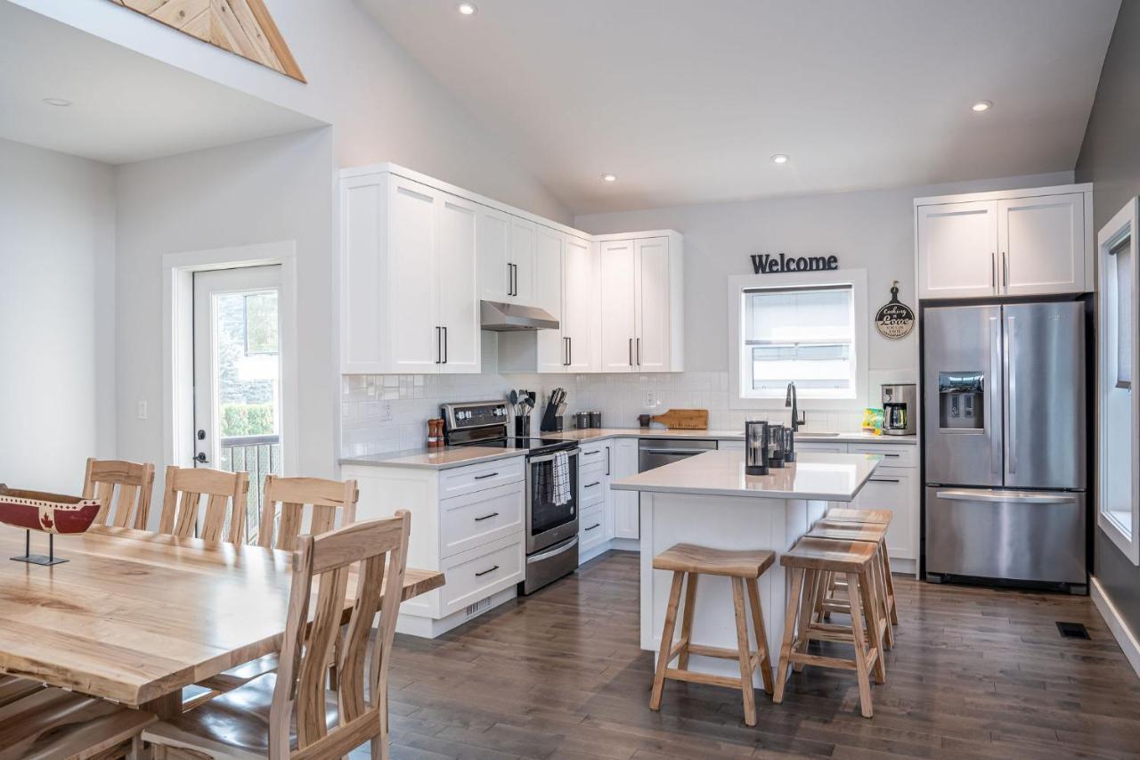 Mountain Dreams - Revelstoke Home Near Rmr Εξωτερικό φωτογραφία